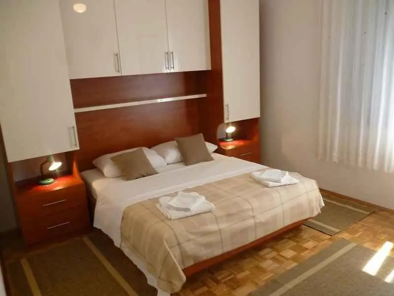 Apartment Seline/Paklenica Riviera 6878 Seline