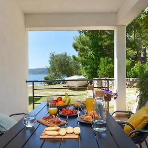 Malako Family Apartment